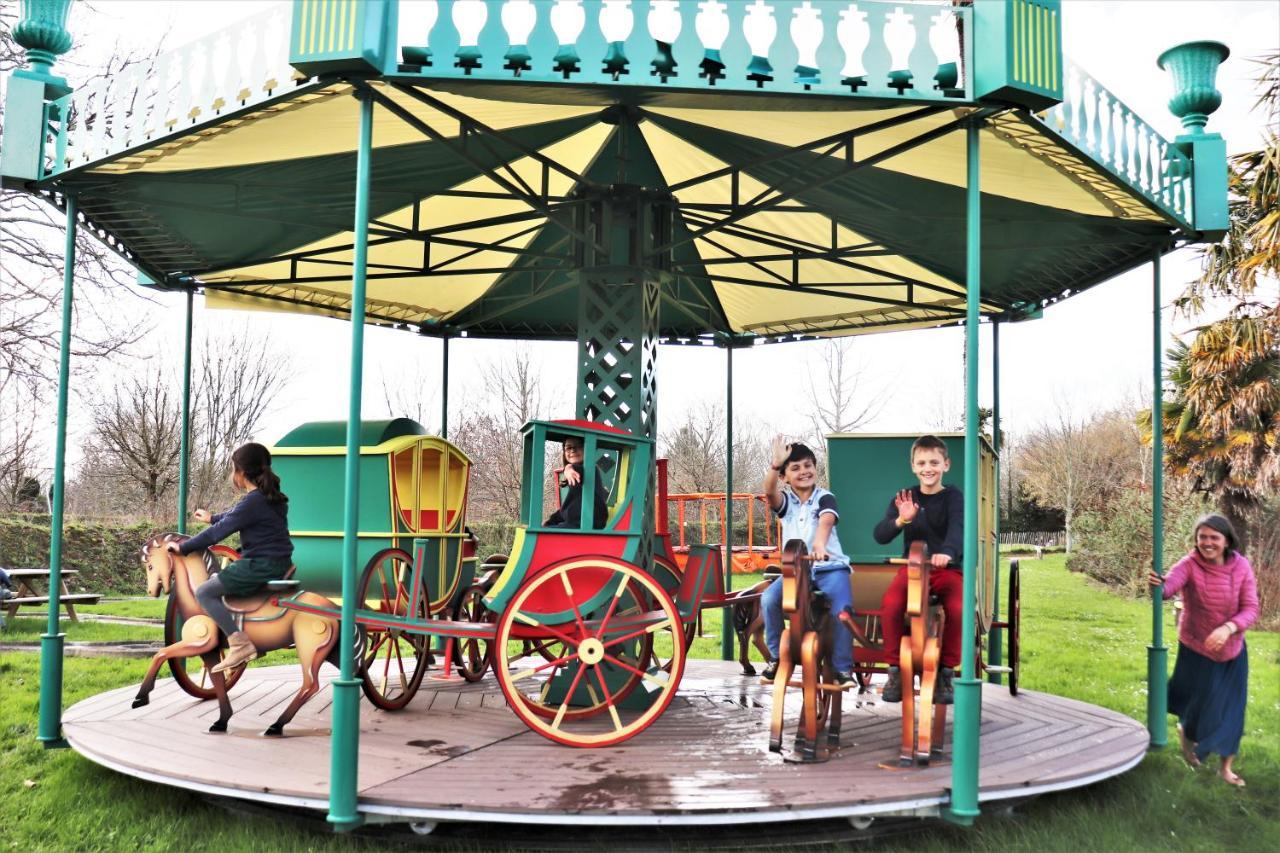 Camping De L'Orangerie De Lanniron Quimper Exterior foto